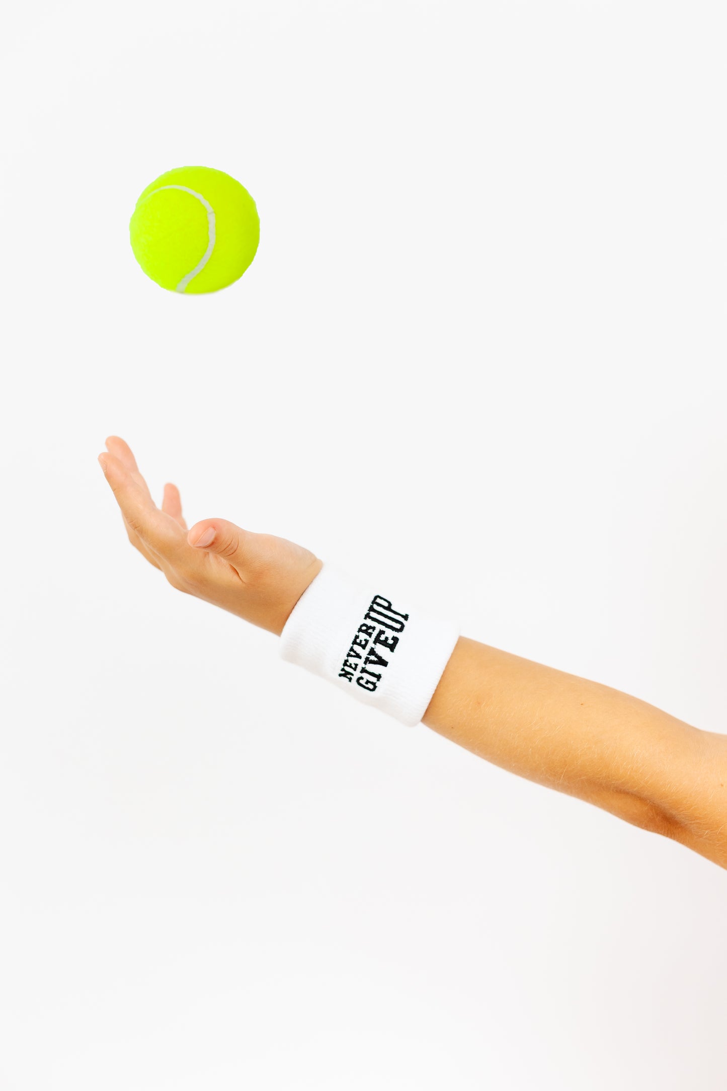 The NEVER GIVE UP Wristband