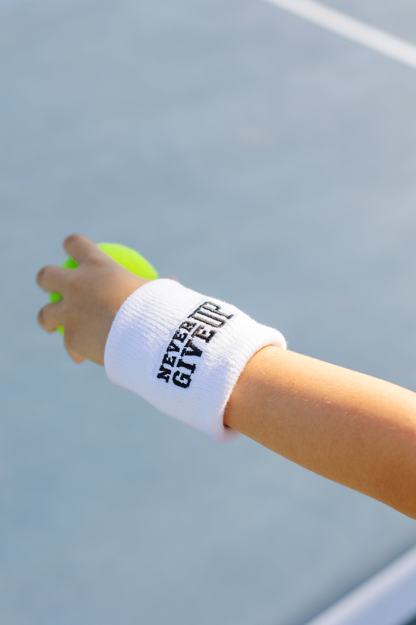The NEVER GIVE UP Wristband